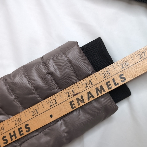 NWOT Nygard Women's 3/4 Metallic Taupe Puffer Jacket w/ Faux Fur Trim Hood, XS - Picture 11 of 12